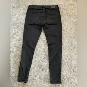 American Eagle super stretch black distressed jegging -4R
